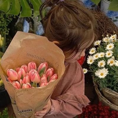 احب الوفاء واكره الكذب والنفاق🌹🌹🌹نحب الاوفياء ونجعلهم في عيوننا💔🌹