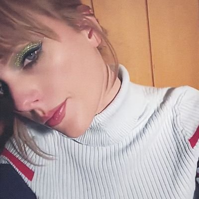 antologiasrojas's profile picture. anahí, taylor, itziar ♡