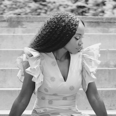 Misskihoro's profile picture. 🇰🇪 | Storyteller | Creator | Curator | Singer | Actress | Improv | Event Host | Film & Podcast Music Supervisor | Neurospicy |  talktomisskihoro@gmail.com