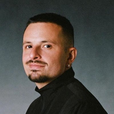 Creative director and Brazilian immigrant based in NY. Founder of Porto Rocha (https://t.co/J338aPQx8r)