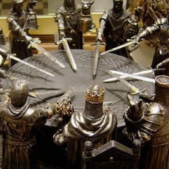 a multimuse account where knights of different universe and forms exist, human or not /multi ship/RP/ not new to RP/no art is mine/ same mun as @blackarcwukong