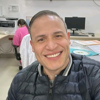 Hello ladies and gentlemen I'm Fernando wild I'm from us I'm a doctor I take care of all kind of treatment I take care of people health my account was hacked