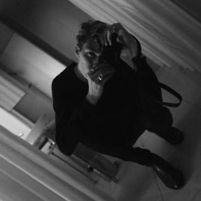 aw_2109's profile picture. {رَبِّ اجعَلنِي مُبَارَكاً إينما كُنْتُ}