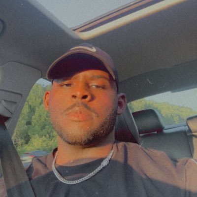 Its_Jaleel's profile picture. I like sports. #HereComesDuke #RaiseHail