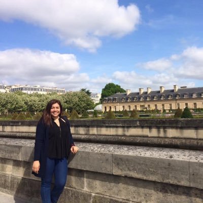 alicegomezc's profile picture. 