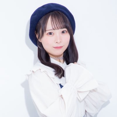 ErinaKoga's profile picture. 81プロデュースの新人声優です🍚✨【#大乱闘スマッシュブラザーズSPECIAL 主題歌『命の灯火』／#きかんしゃトーマス(二代目ニア)／#パップストラクション(タンク)／#バットウィール(ポイズン・アイビー)／#ラスメモ(海東リオン)／#モンスト(カロン)／#にこにこぷんNEO(はなばなガールズ)】等