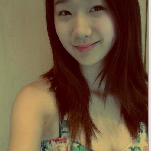 leektee's profile picture. 