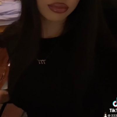 b4rbiana's profile picture. 