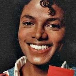 se vc desprezou o Michael Jackson ou odeia ele saiba que eu já odeio vc 
amo o Paulo Gustavo
rir é um ato de resistência
sou preta com orgulho