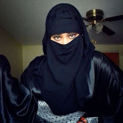 🧕 Proud to Hindu hijabi, proud Muslimah.🧕☪️ 
I'm Crossdressers ☪🧕𝐒𝐋𝐔𝐓𝐓𝐘 𝐇𝐈𝐉𝐀𝐁𝐈 🧕🏽 
I Start My Day With Bismillah, And End It With Alhamdulillah