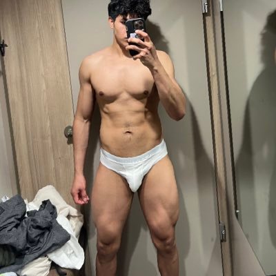 LATINO 🇳🇮 22 yo 🔞+ content, DM for collab and customised content | Follow and RT for more hot stuff | Big 🍑 & Fit🍆