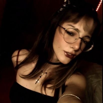 🕷️; 𝄁 that empty bitch with bangs 𝄁 #whoremembers 𝄁 ⠀ ⠀ ⠀ ⠀ ⠀ fds pronome 𝄁 dear f*cking diary... ꉣ
