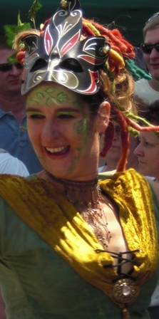 AnnettRecknagel's profile picture. Feuershow, LED-Show, Schwarzlichtshow, Stelzenläufer, Kinderunterhaltung, Clown, Kinderclown, Hexe usw. - Künstlerin Annett Recknagel alias Ambrosia van Serpens