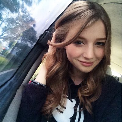 yangpega's profile picture. You like coffee and yoga from the stars.