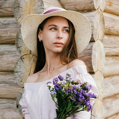 VictoriaCroco's profile picture. Community Manager 
@MRCrocoblock