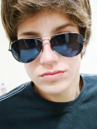 Msn :bruniinholima.luuh@hotmail.com :D