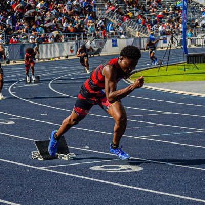 Athlete | Andrew Jackson Highschool | 4.1 GPA| 24’|400H-54.9|110H-14.6|