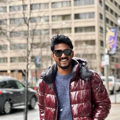 90s kid, Loves cinema, cricket, Mani Ratnam, Ilayaraja, Kamal, VJS, Rahman, Nolan, Dravid and bad jokes.