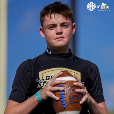 Quarterback at @Royals__FB 🙏 C/O ‘29 | 5’7” 135lbs | FBU 12U/ Ocoee Bulldogs 13U | 7x7 QB Pylon Champ / Shock Doctor 🏆 RNR Top 100 MVP 🥇 | #BTruQBTraining