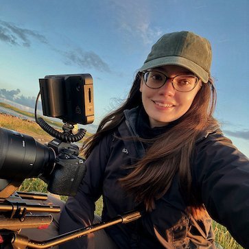 Wildlife Camerawoman // BBC • NatGeo • Disney+// Zoologist & Bird Nerd // IG @ellehamilton_