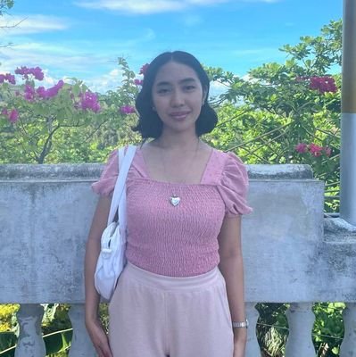 _rochelleaglr's profile picture. BU Psych 2025🔱 // Amor Fati