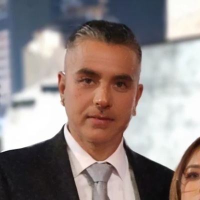 lazaroarises's profile picture. Amo a los perritos. 
Las opiniones son mías, lo que tu pienses es cosa tuya.