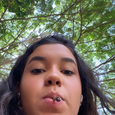 nunesg1o's profile picture. meu mundo tá (meio) aberto p visitação