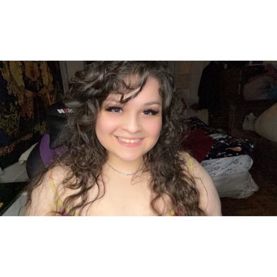 VivRetrOtastiC's profile picture. ✨gamer•streamer•content creator•writer✨ free 🇵🇸🍉