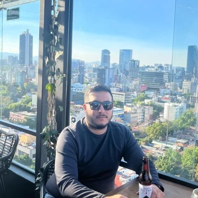 raulflota8's profile picture. 