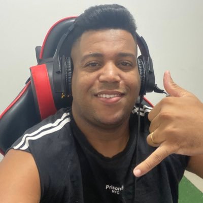 Em busca do sonho de ser streaming, faço lives na @twitch e @tiktokbrasil vem pro M12 team