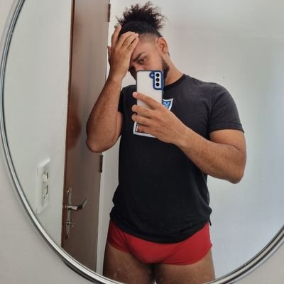 Cearense-Professor de Educação Física-Coach de Cross Training-Big Boy-33 ♋,🏳️‍🌈.
Biscoitos, memes, assuntos sérios e mais biscoito.