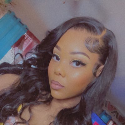Cali Mommy 💜👶🏽 Birthday June 6th 🎉👑 Instagram Calneshia 😊