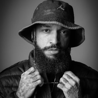 MT/SP
.
Música | Poesia | Lifestyle | Youtuber
.
Bonitinho no insta e famoso no YOUTUBE
https://t.co/O4Uhz9NneZ