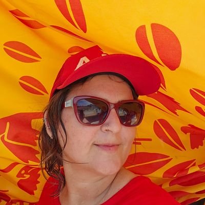 .. a terra é redonda e eu também!..
Adm. /
Eng. Civil /
Mãe (cansada) /
. 🌻🦋 (doenças crônicas ocultas)