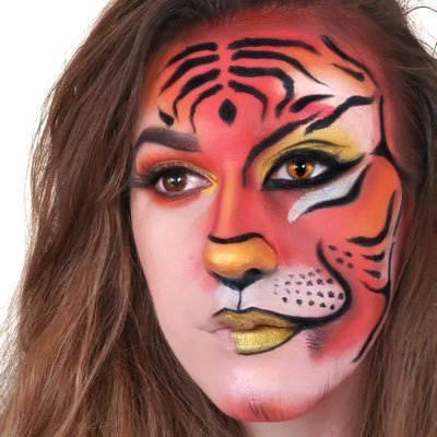 Creative and SFX Makeup Artist. I transform faces into fantasies & nightmares. Follow for tips, tricks & gory delights! #sfx #makeup #specialeffects