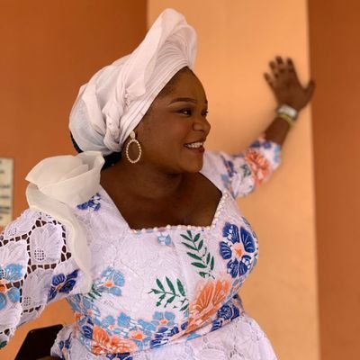 Bsc. Philosophy / Taurus / Arsenal / Lover of good music