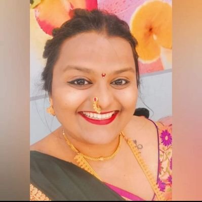 Proud indian🇮🇳  Sanatani 🔻🌻Ishanya Mumbai Yuvati Vice-President ,PGFINACE ;lAccountant ;Tutor ;Henna artist. shivaholic🔱  #socialworker 💐🌸