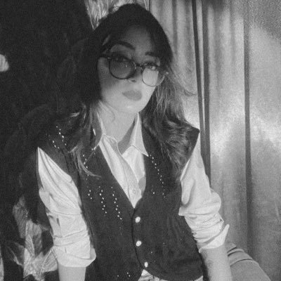 23 - Psychology student 👩🎓 Photos on my blogposts are my own 📸 #WritingCommunity Pour les francophones, les articles sont traduits 🖤