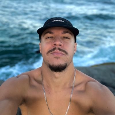 Caiokanove's profile picture. @Flamengo • @Nike • Guarapari-ES • Barbeiro • Faixa Elevada • Insta: @k9barbeiro
