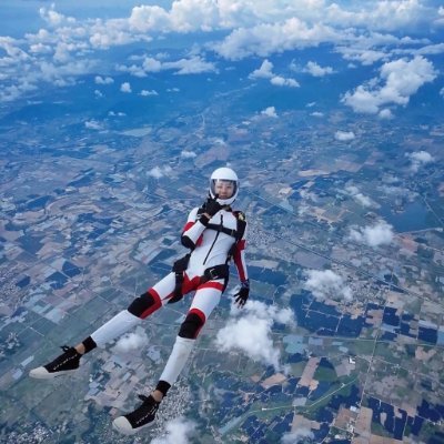 HollyWrighdgf's profile picture. It’s only tens of thousands of days, live more casually