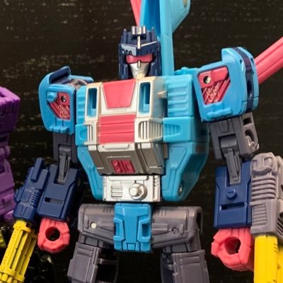 GDR0B0's profile picture. | 23 | M | I enjoy robots of many varieties