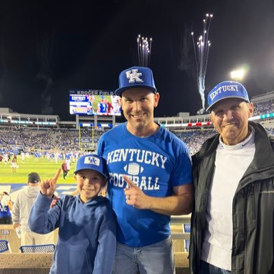 jlinton1982's profile picture. I know things and bleed Blue.