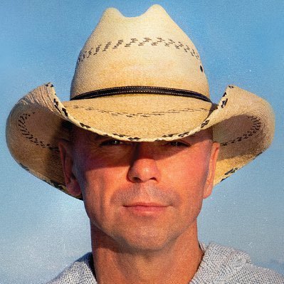 Kenny & crew here. Official profiles are @kennychesney @noshoesnation @bluechairbayrum & @noshoesradio. New album BORN is out now A https://t.co/WNH1YyVvbu