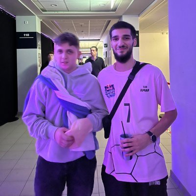 🇩🇪 |16y
Free Agent | Streams: https://t.co/IT3kmZuMH4 | 1k+ TikTok |AMAR ULTRA