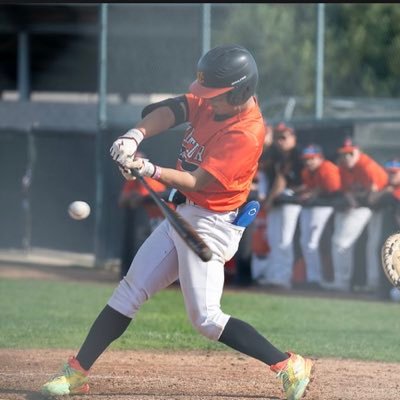 Ventura college 04’(20) Sophomore 5.8′/165lbs, 60 yards is 6.5, I play Shortstop, 2nd and CF S/R