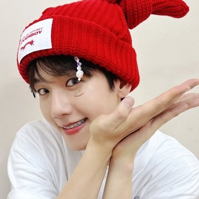 백현아앙이우엠 Profile