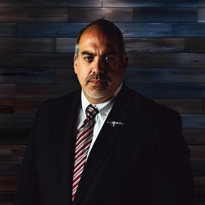 Gun rights activist for almost 20 years. Passed/passing pro-gun bills all over America. Husband of 1, father of 8. Reformed, Presbyterian, Christian.