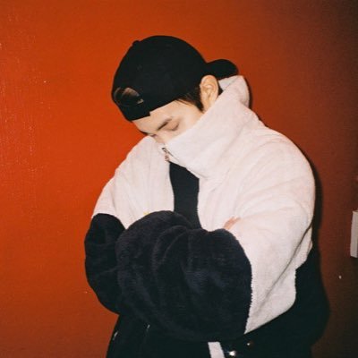 loooonyzz's profile picture.
