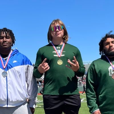 Waxahachie football/track shot 44’5” discus 162’11” / 2x state powerlifting qualifier GPA 3.63 NCAA ID 2112397264