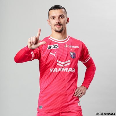 🌸CEREZO OSAKA🌸🇭🇷 MATEJ JONJIC🇭🇷#22🌸🇧🇪JORDY CROUX🇧🇪#11🇯🇵香川真司🇯🇵#8 今シーズンからLiverpoolも応援してます！